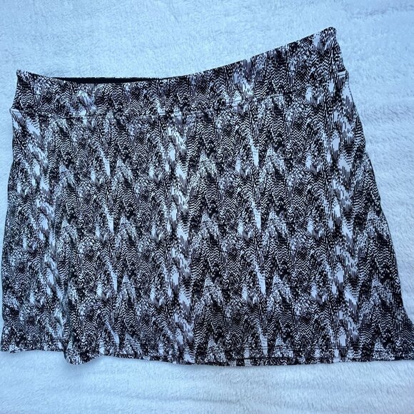 Tranquility By Colorado Clothing Womens Chevron Pattern Skort L - Picture 1 of 7